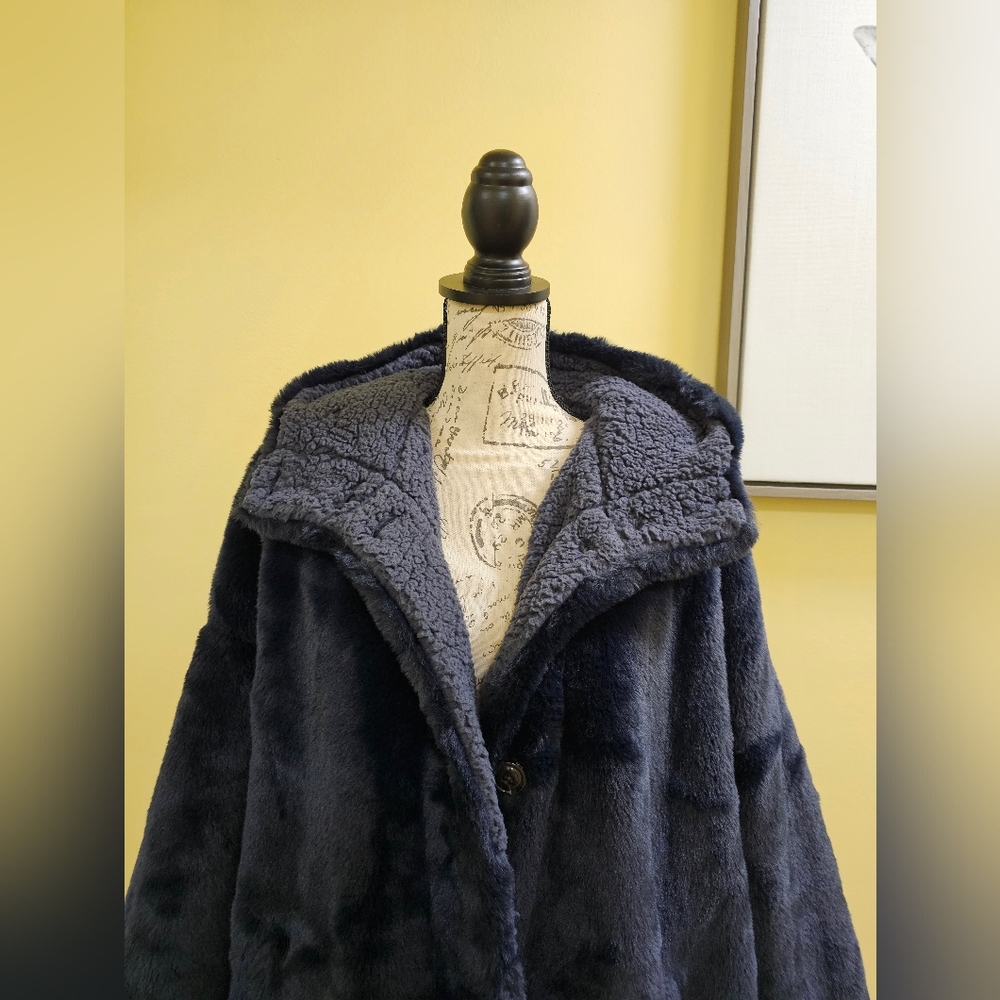NWOT UGG Nori Oversized Coat- Faux Fur - Picture 8 of 17